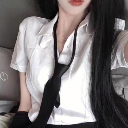 女儿被害后！县令夫人杀疯了